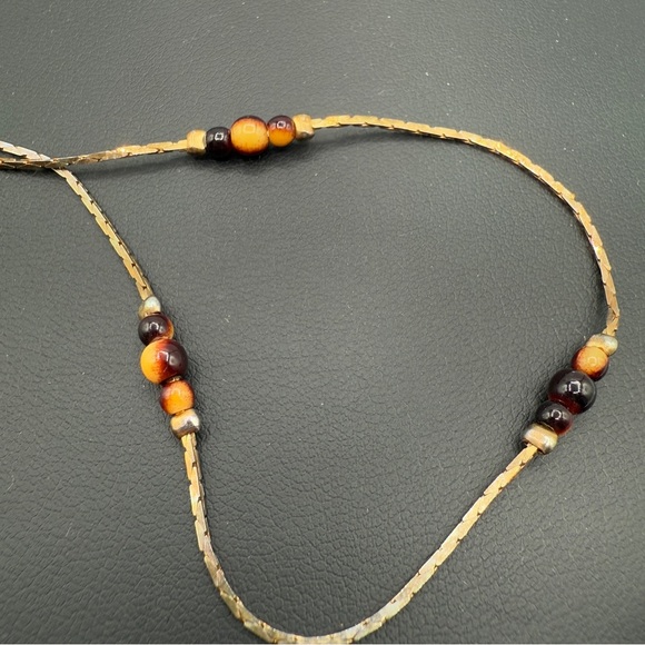 Korea 1960s Elegant Gold and Brown Beaded Necklace - Picture 9 of 14